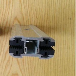 ต้นทุนการติดตั้งพลังงานแสงอาทิตย์ของฟิล์มบางบางช่วงกลาง