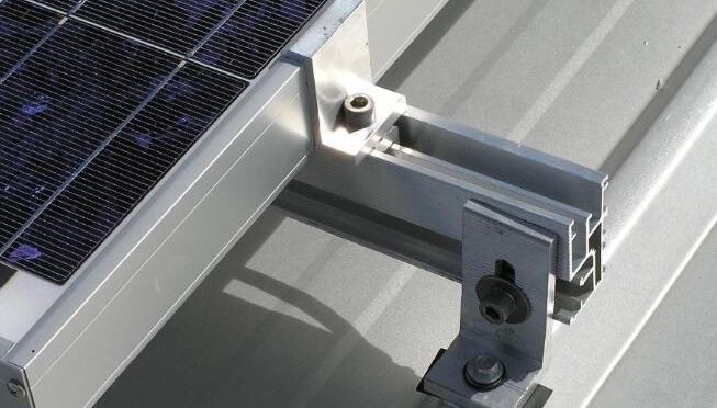 Hot Sell Low Price Mid Clamp Solar L Mounting